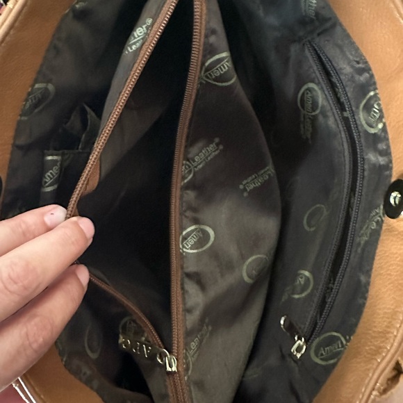 America leather two tone leather purse - Picture 3 of 6